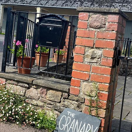 The Granary Villa Abergavenny Exterior foto