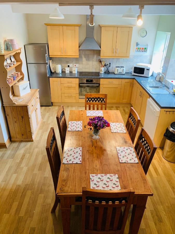 The Granary Villa Abergavenny Exterior foto